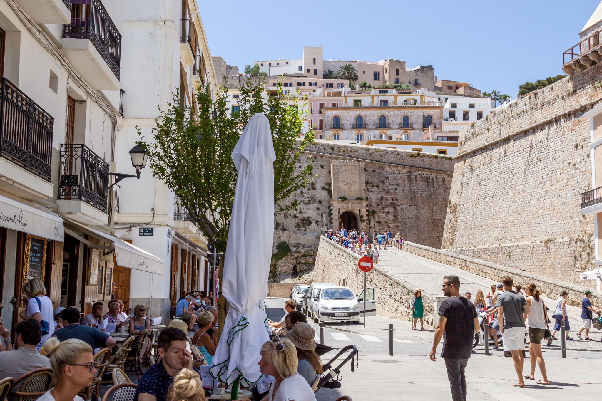 Ramp leading into Dalt Vila Photo by Spotlight - Dina Aragón 05 2017